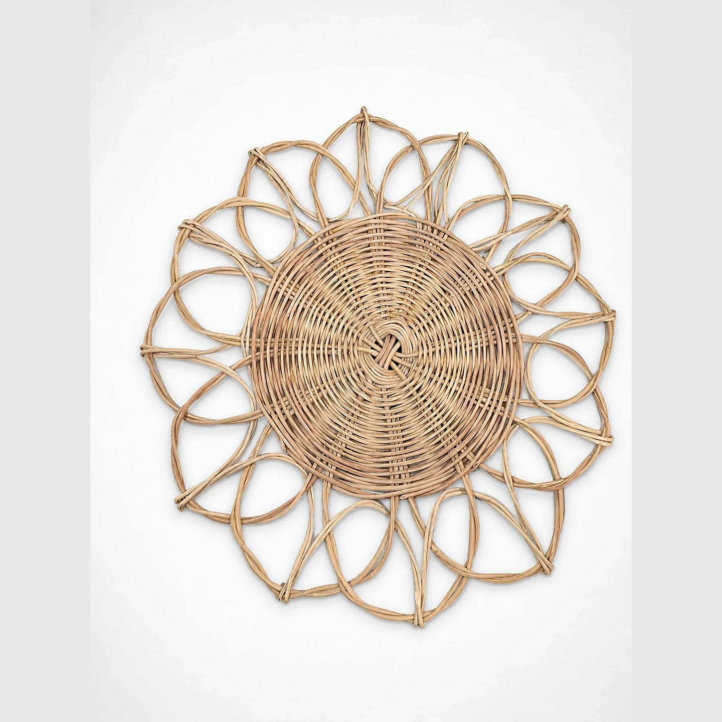 Plato Palma Rattan — Majov Eventos Mazatlán